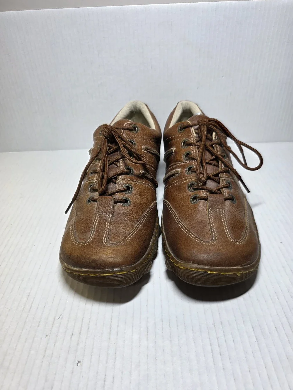 Dr Martens Shoes Mens 11 Brown Air Wair Cushion Soles Leather Lace Up Sneaker